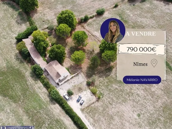 NIMES SUD - MAS de 1880 rénové avec 8 hectares + écuries