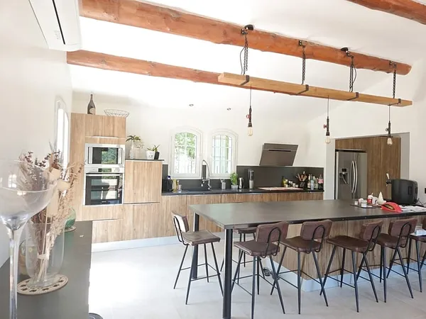 Maison T4, 3 chambres. Vous cherchez une maison à Sollies-Ville avec terrain?