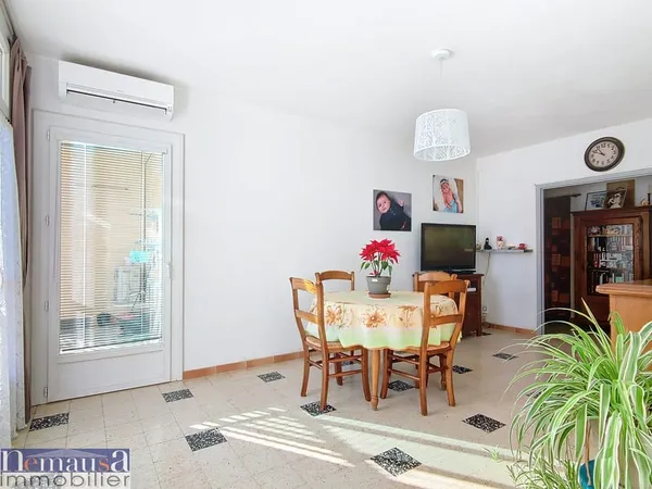Appartement T4 au 1er étage avec Garage et loggia