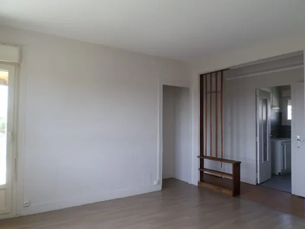 JOIGNY Appartement Type 3 Bis proche Lycée DAVIER