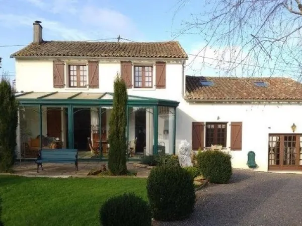 Maison Vente Sauzé-Vaussais 6p 174m² 249950€