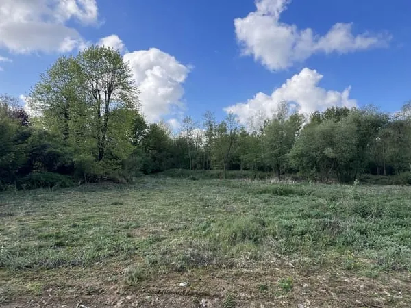 Terrain 1871 m²