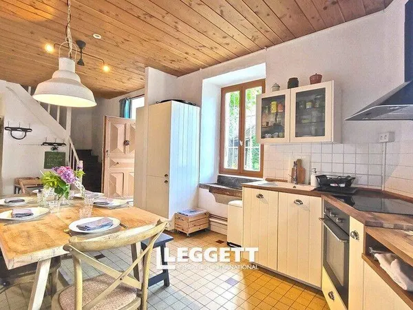Maison 7 pièces 200 m²