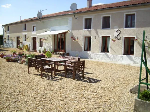 Maison 8 pièces 250 m²