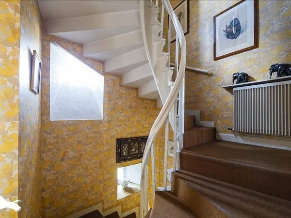Maison 9 pièces 200 m²