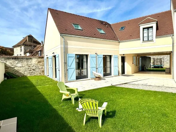 Maison 5 pièces 170 m²