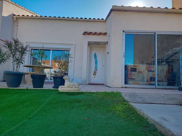 Maison de plain-pied 5 pièces 94 m²