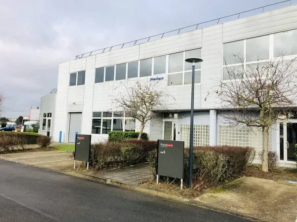 Bureaux 117 m²