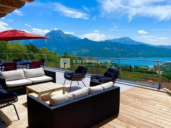 Chalet 6 pièces 161 m²