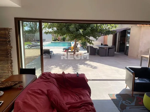 Mas provençal 6 pièces 260 m²