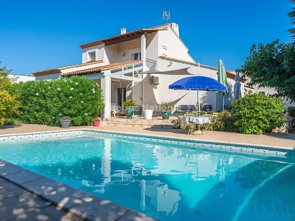 Maison 6 pièces 186 m²