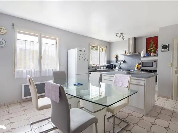 Maison 6 pièces 161 m²