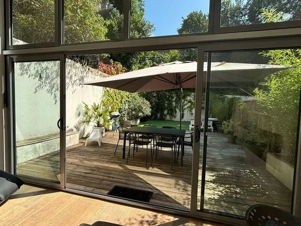 Maison 6 pièces 196 m²