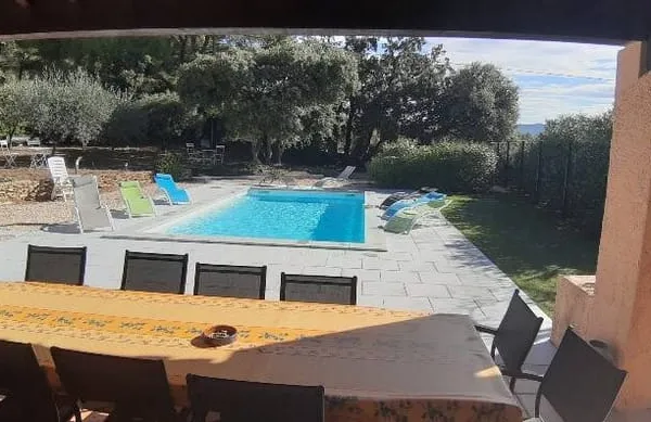 Maison de plain-pied 6 pièces 180 m²