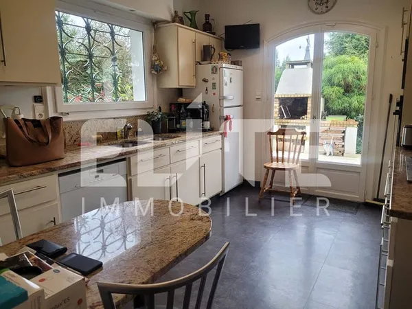 Maison 6 pièces 185 m²