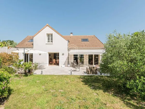 Maison 7 pièces 158 m²