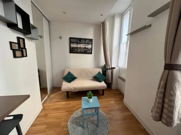 Studio 1 pièce 17 m²