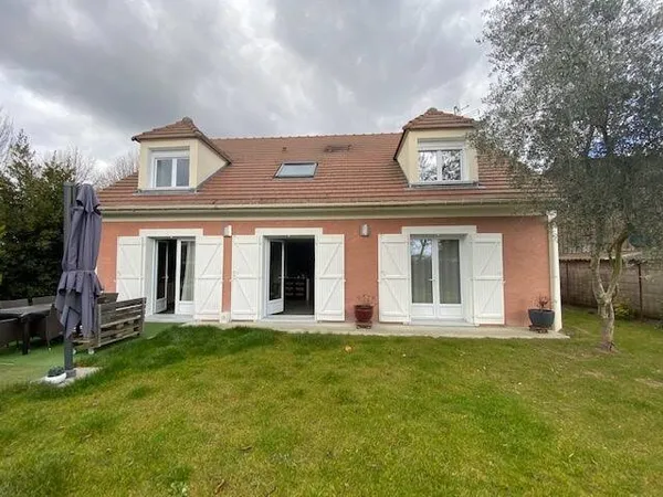 Maison 6 pièces 178 m²