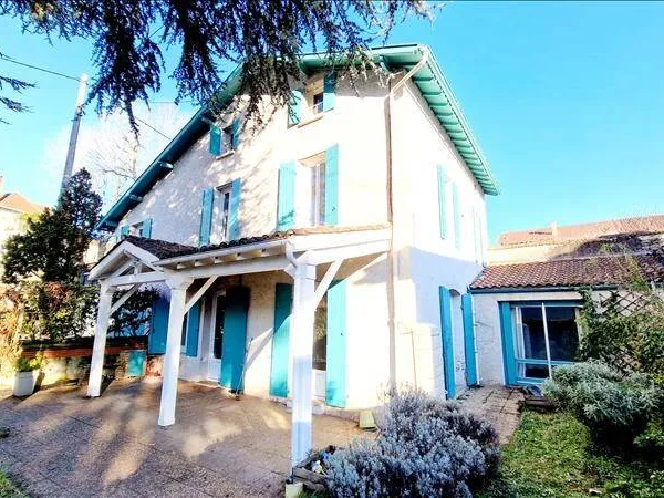 Maison 8 pièces 168 m²