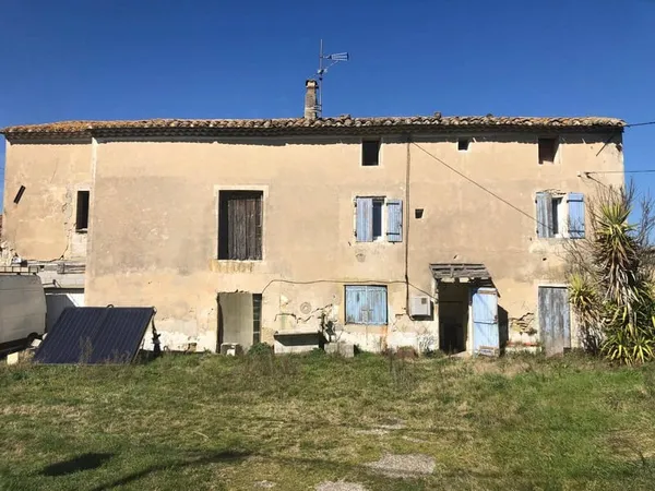 Maison 6 pièces 260 m²