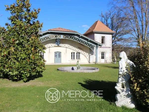 Maison de plain-pied 11 pièces 330 m²