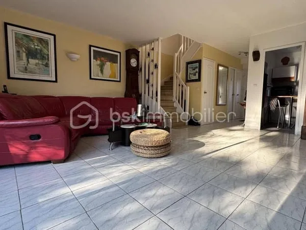 Maison 6 pièces 90 m²