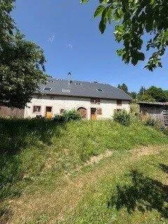 Maison 8 pièces 300 m²