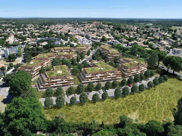 Local d'activité 138 m²