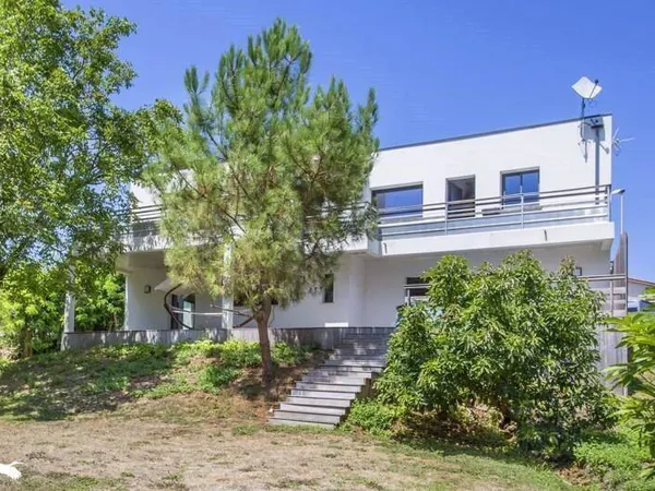 Maison 5 pièces 157 m²