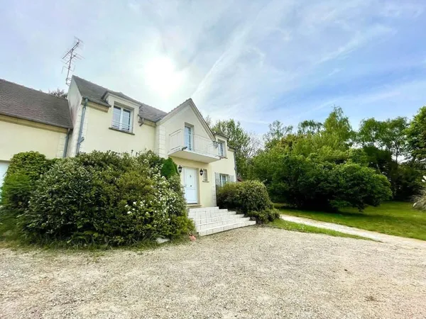 Maison 8 pièces 180 m²