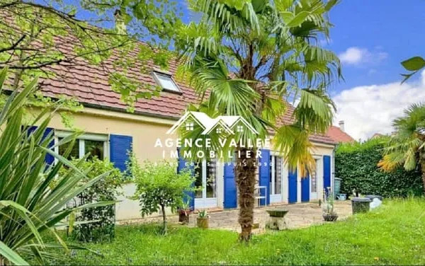 Maison 7 pièces 255 m²