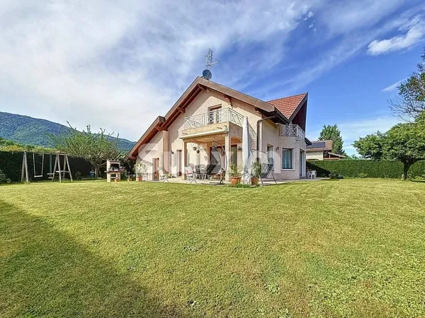 Maison 7 pièces 187 m²