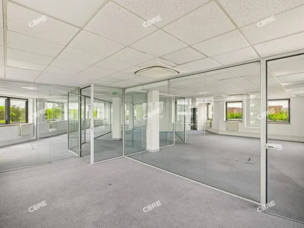 Bureau 420 m²