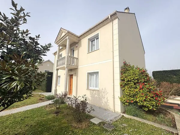Maison 7 pièces 150 m²