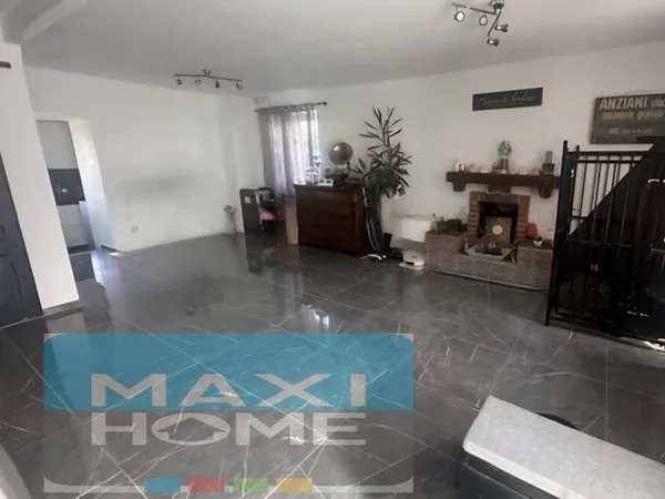Villa 9 pièces 262 m²