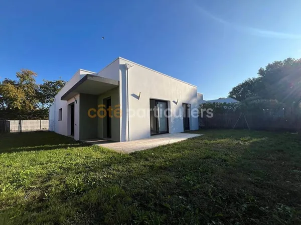 Maison de plain-pied 3 pièces 91 m²