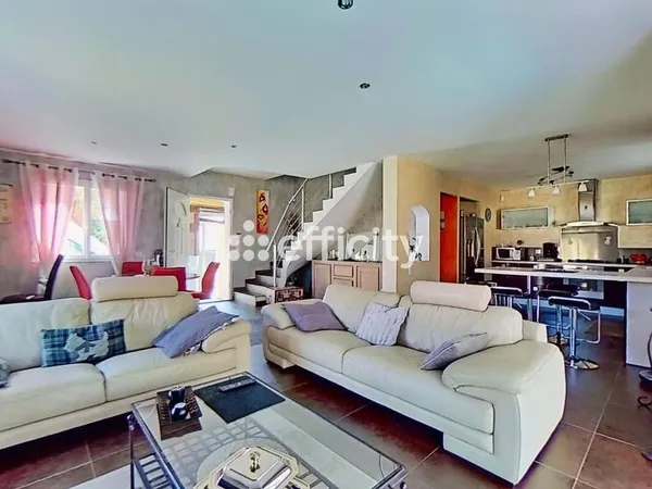 Maison 5 pièces 104 m²