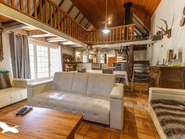 Maison 4 pièces 200 m²