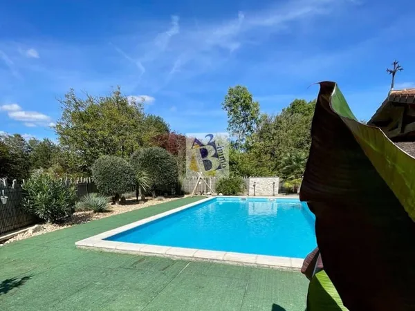 Maison 7 pièces 182 m²