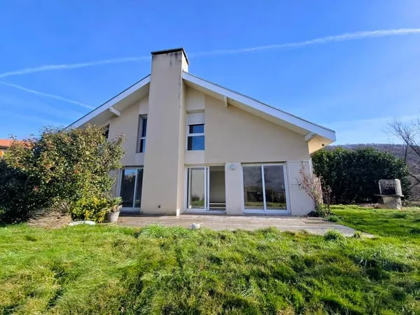 Maison 5 pièces 167 m²