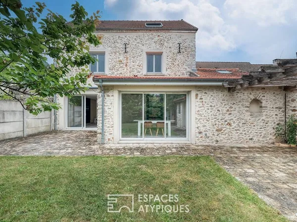 Maison 11 pièces 284 m²