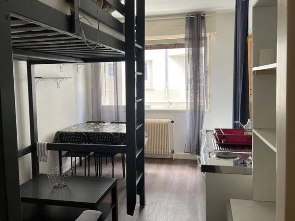 Appartement 1 pièce 15 m²