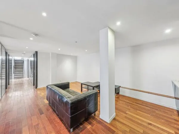 Bureaux 129 m²
