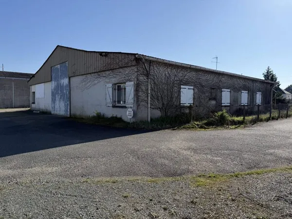 Local commercial 400 m²