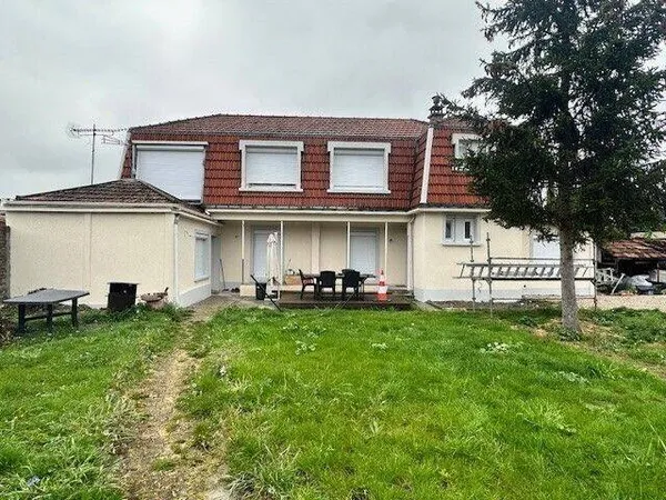 Maison 6 pièces 140 m²