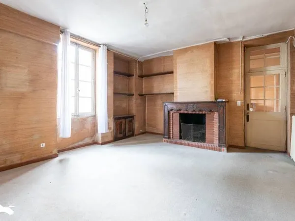 Maison 8 pièces 214 m²