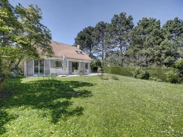 Maison 8 pièces 170 m²