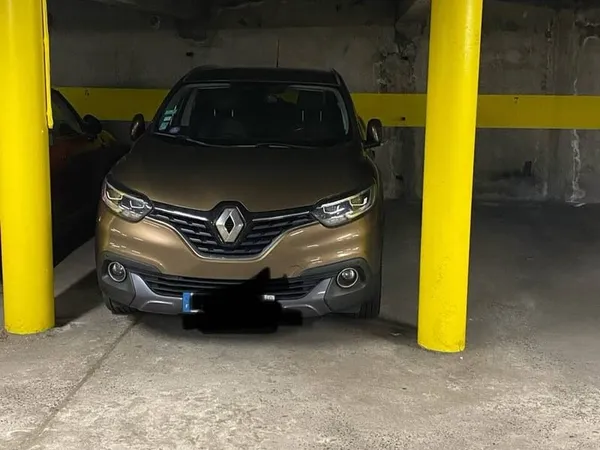 Parking 12 m²