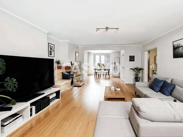 Maison 8 pièces 145 m²