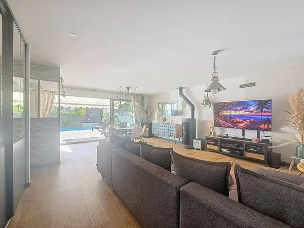 Maison 4 pièces 130 m²